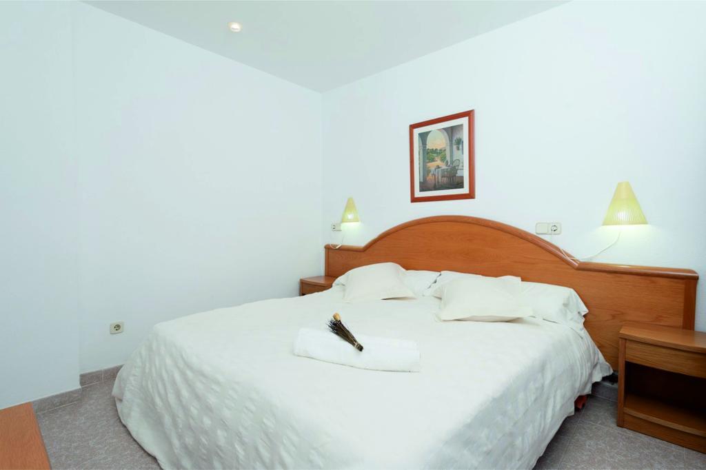 Apartamentos Xaloc Hrc Cala Millor  Exterior photo
